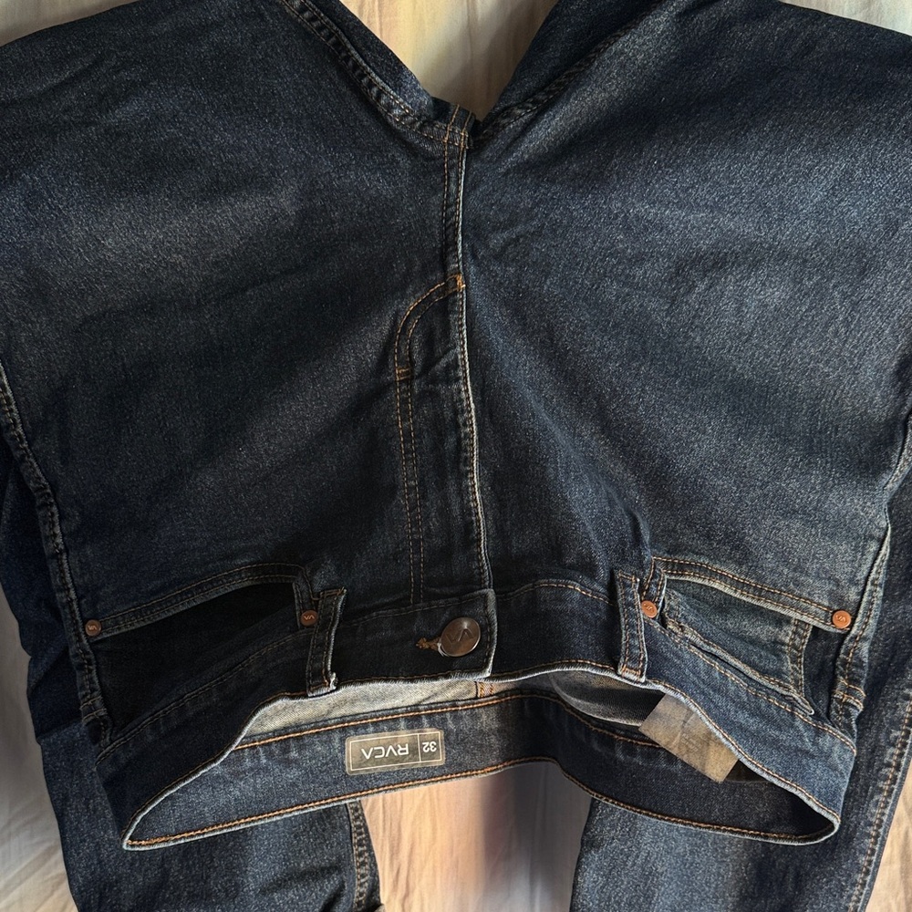 RVCA Men's Deep Indigo Relaxed Jeans